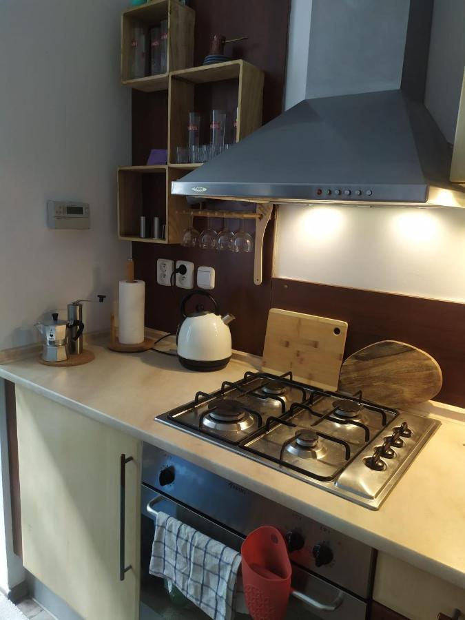 Pisqor Apartment - Self Check-In Bratislava Eksteriør bilde